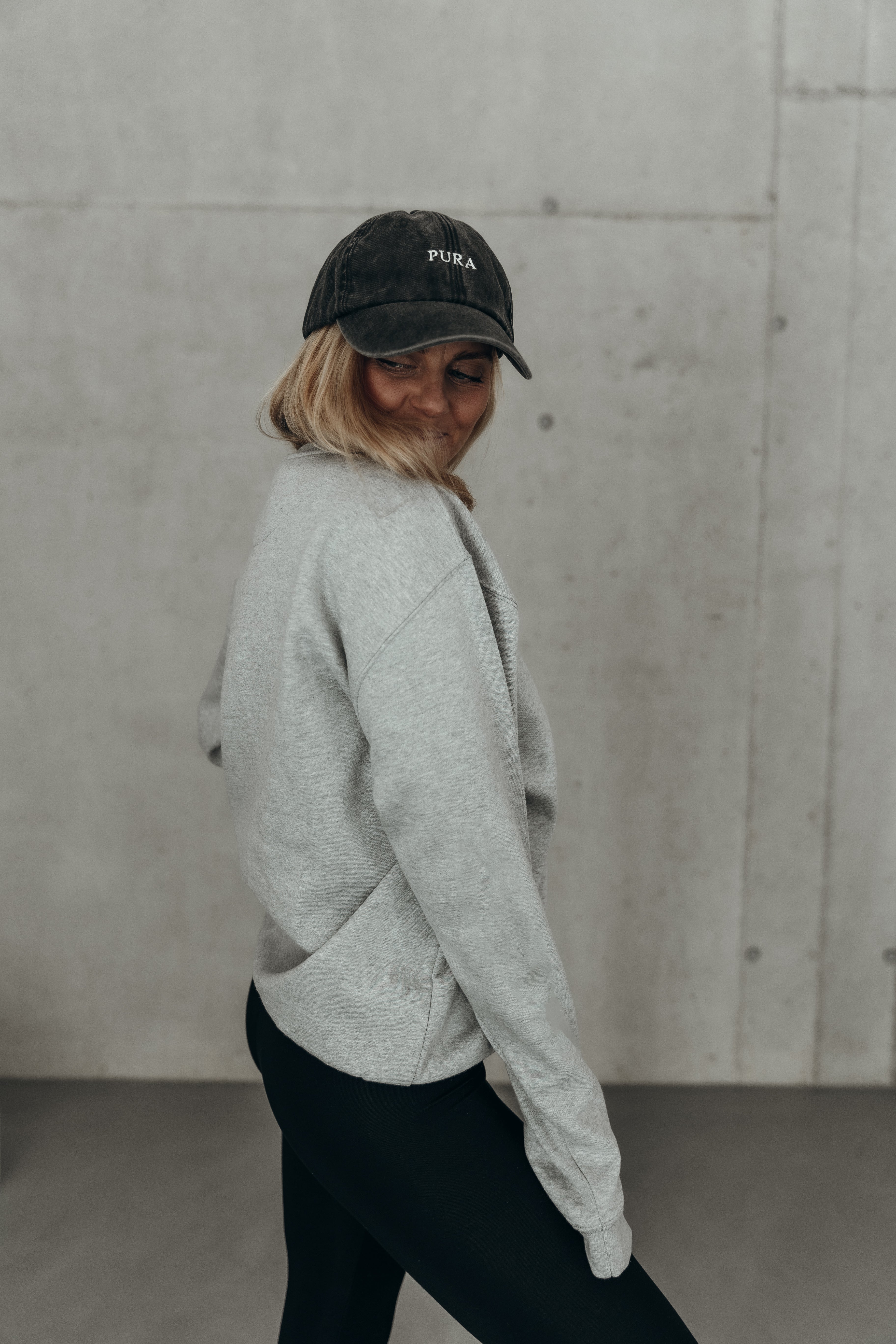 THE PURA CAP BLACK