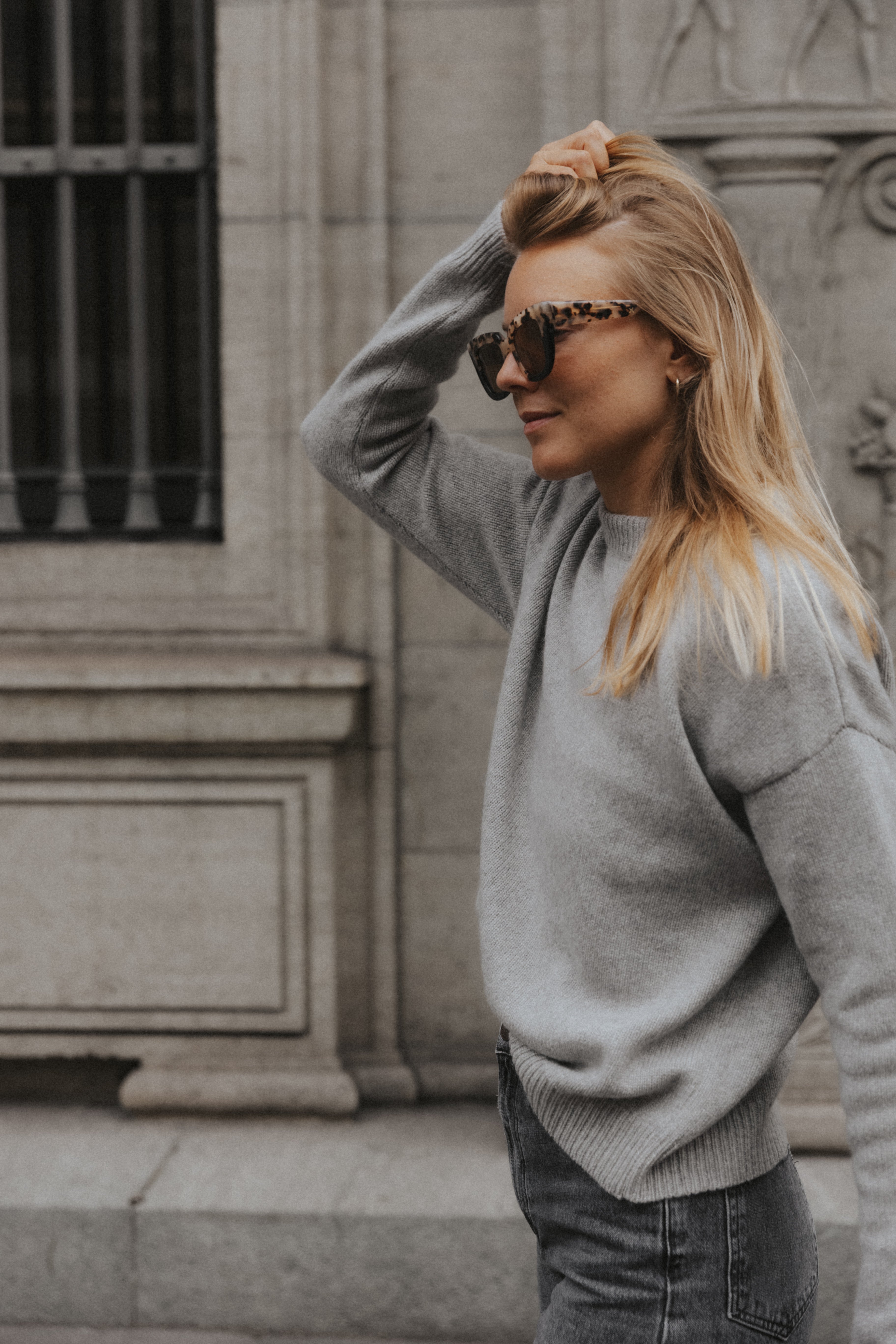 CREWNECK SWEATER CASHMERE/SILK GREY