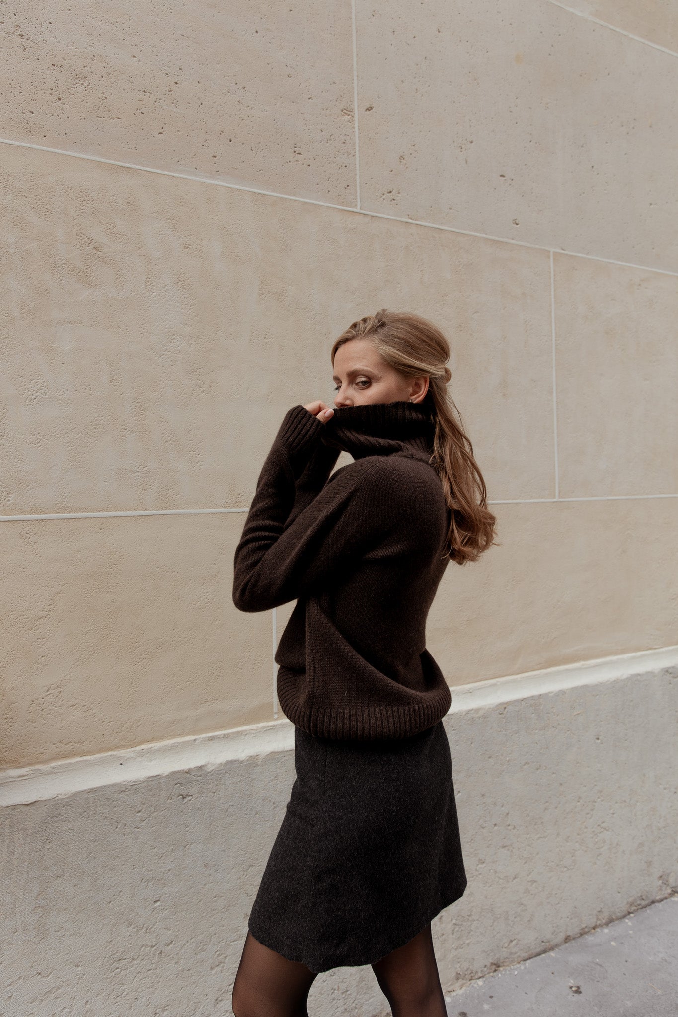 TURTLE NECK SWEATER CASHMERE/SILK CHOCOLATE