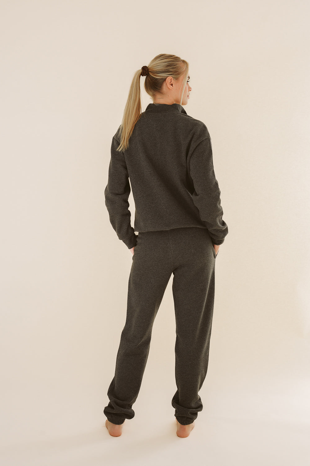 HALF ZIP SWEATER DARK GREY