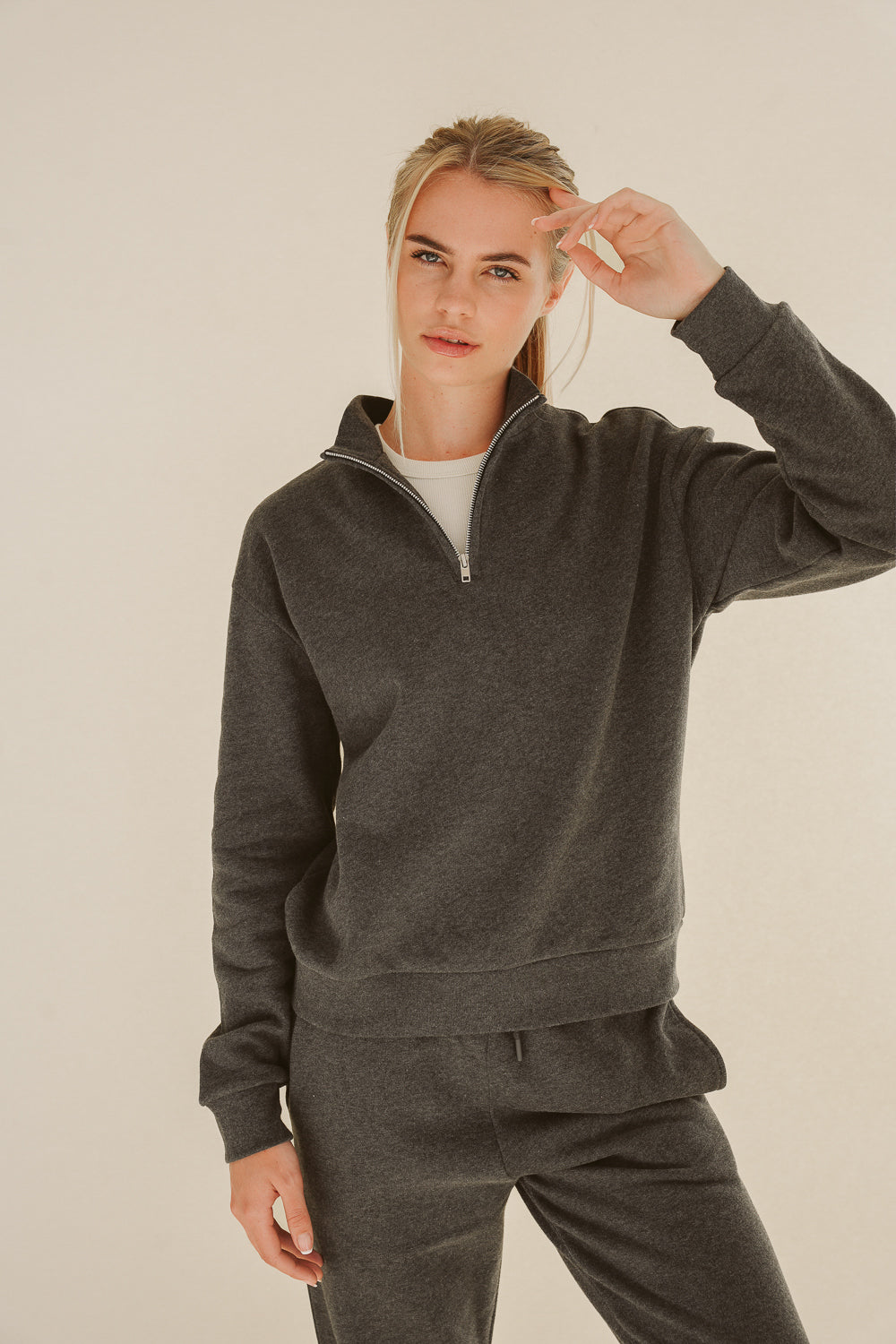 HALF ZIP SWEATER DARK GREY