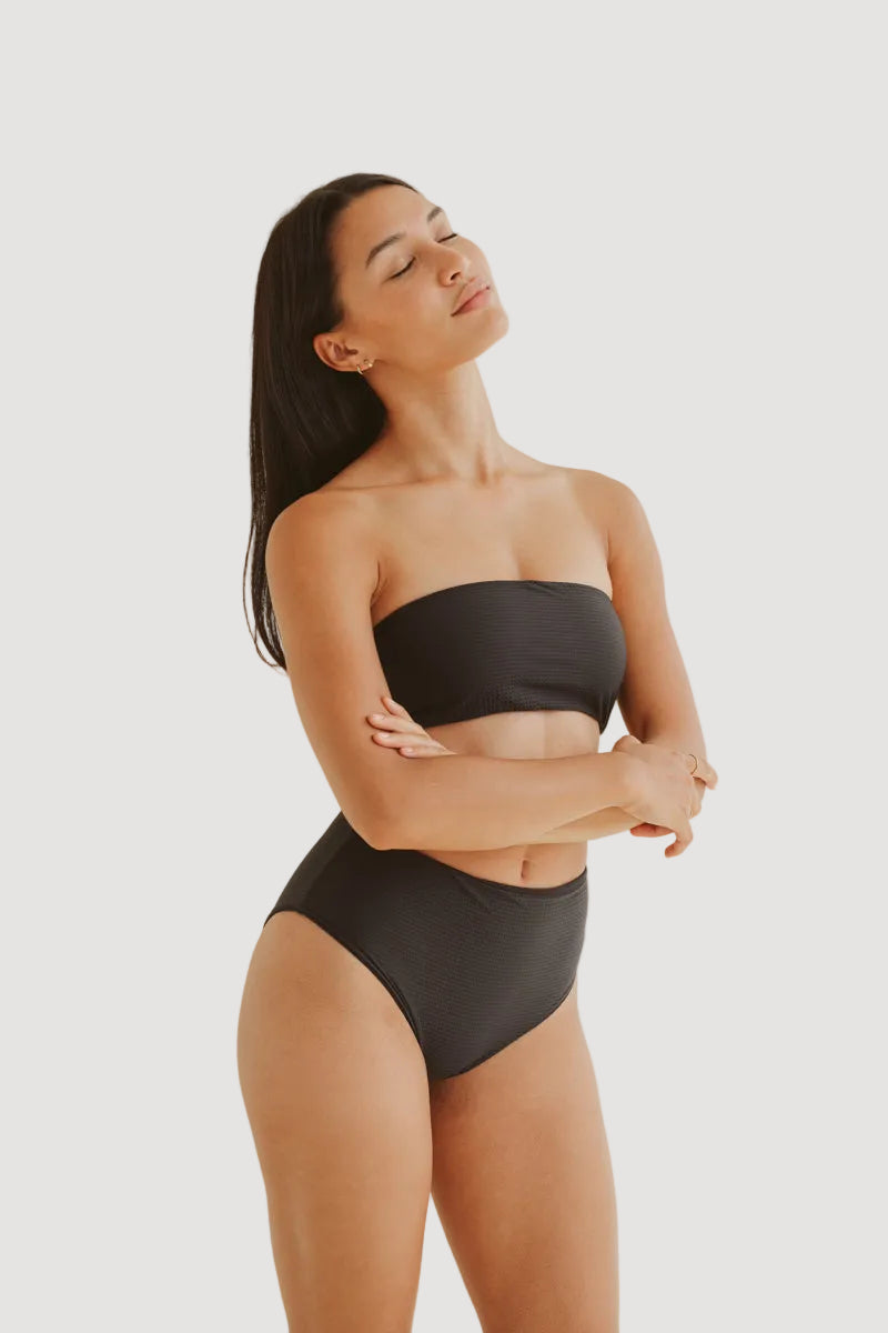 HAUT DE MAILLOT YUNA NOIR - NID D'ABEILLE - TISSUE RECYCLÉ
