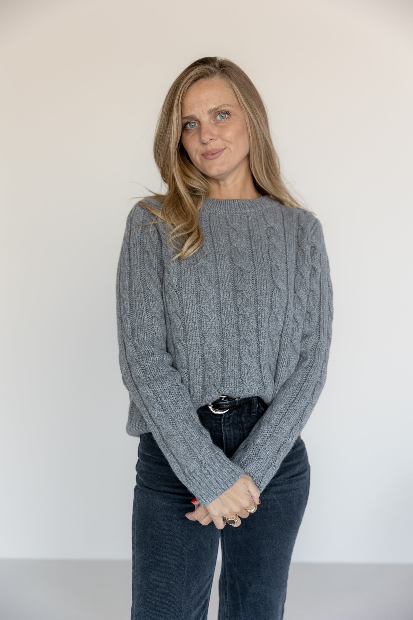 CABLE KNIT SWEATER CASHMERE GREY