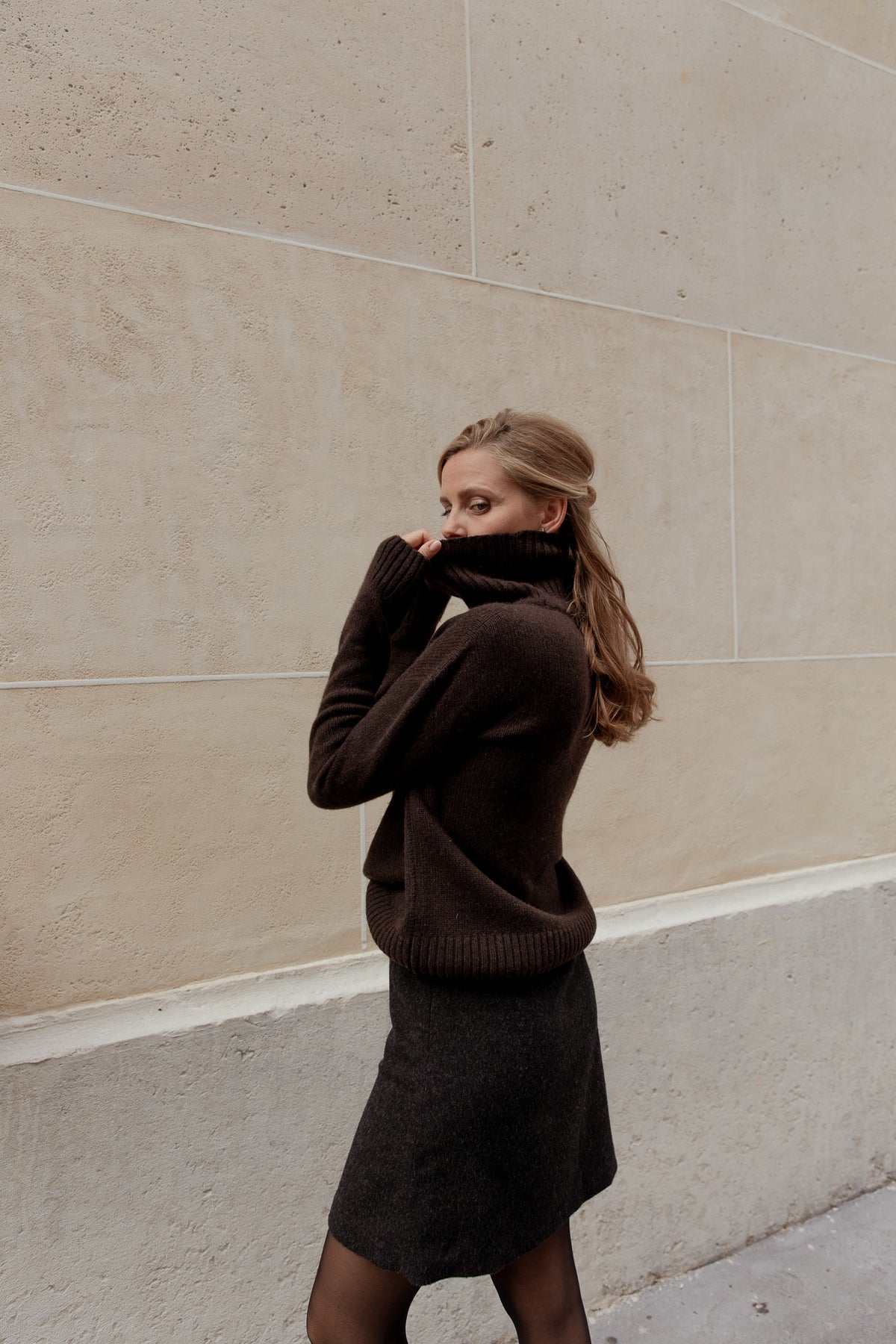TURTLE NECK SWEATER CASHMERE/SILK CHOCOLATE