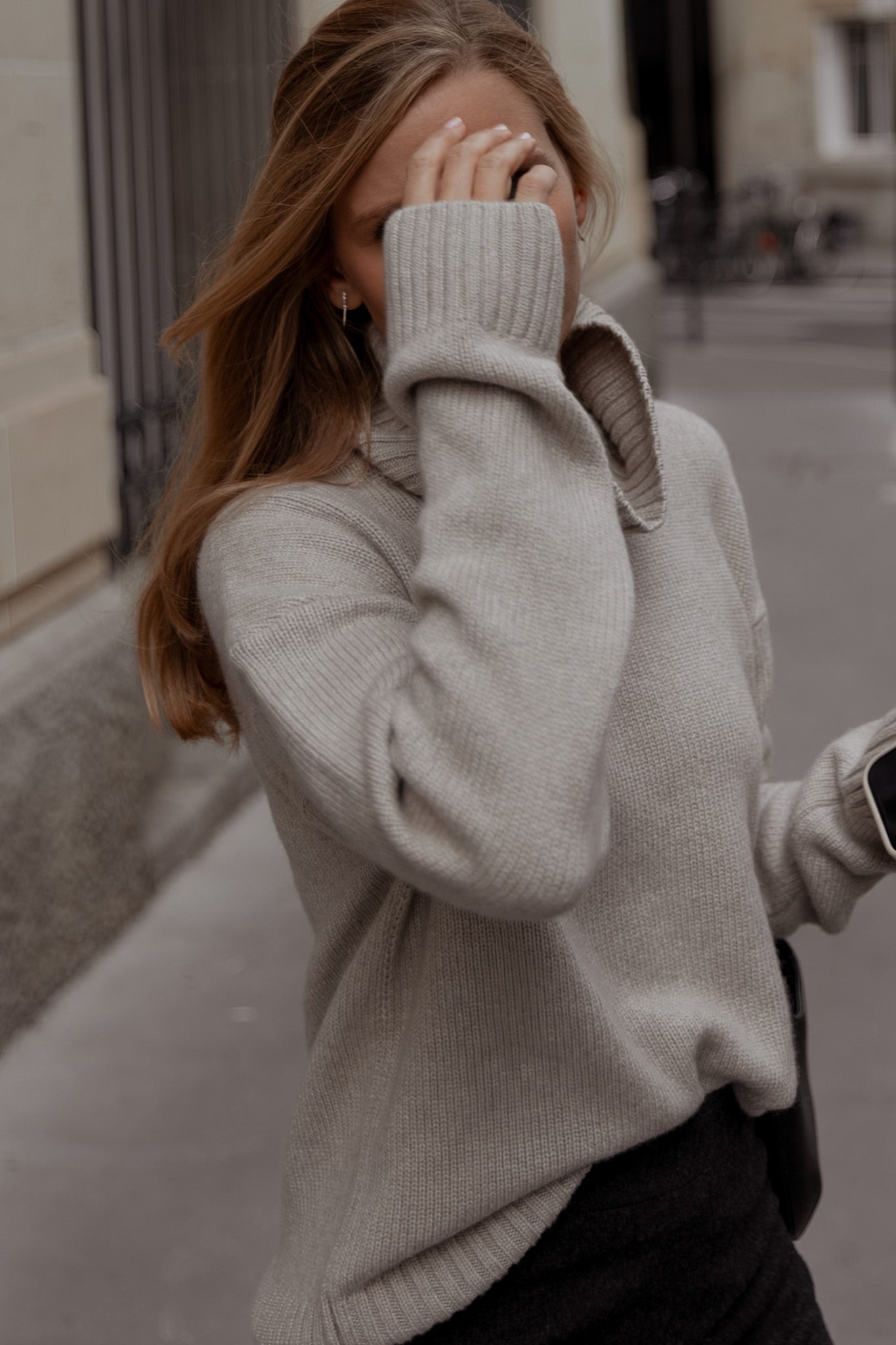 TURTLE NECK SWEATER CASHMERE/SILK GREIGE