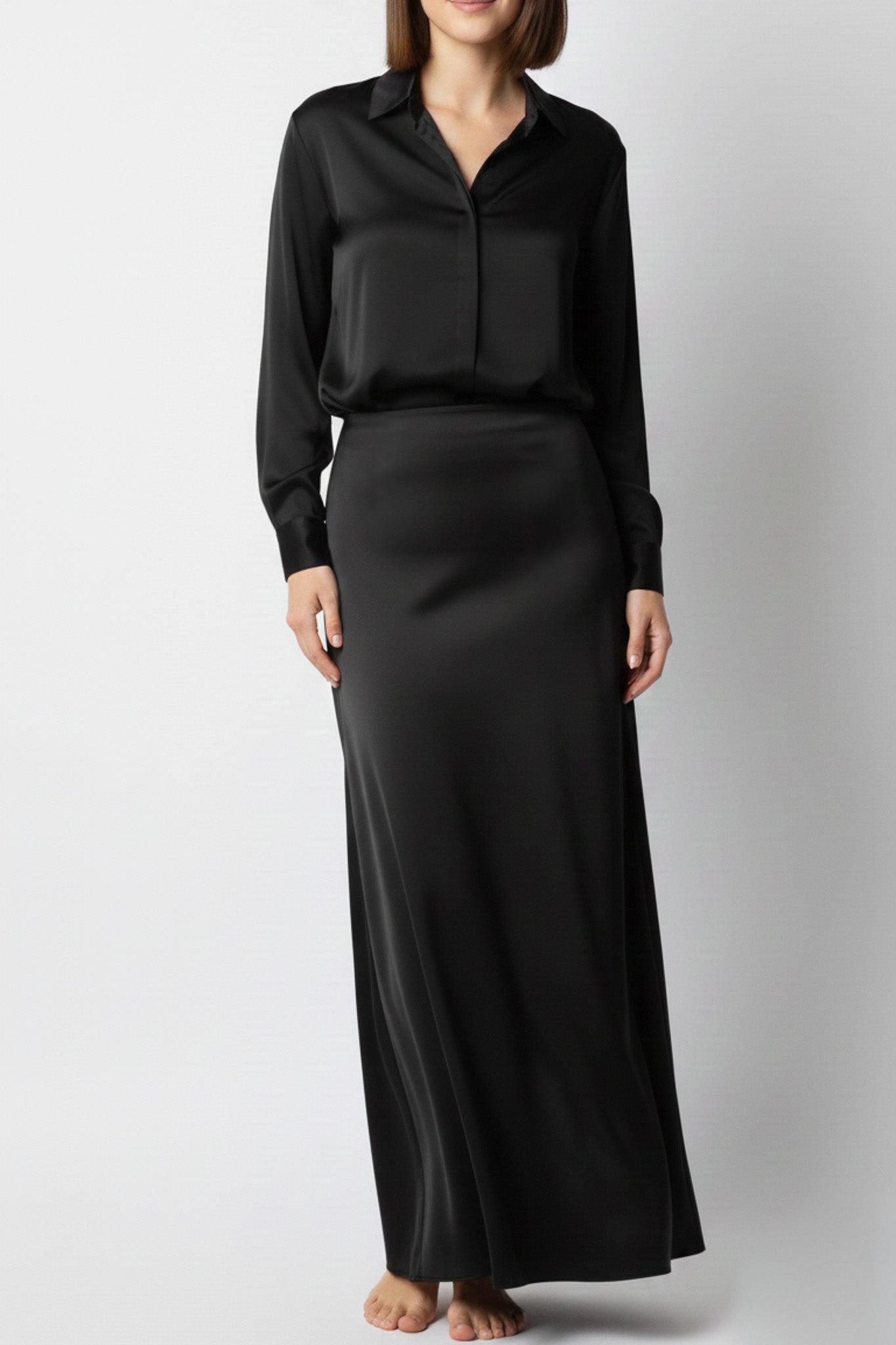 THE FLOWY SKIRT BLACK